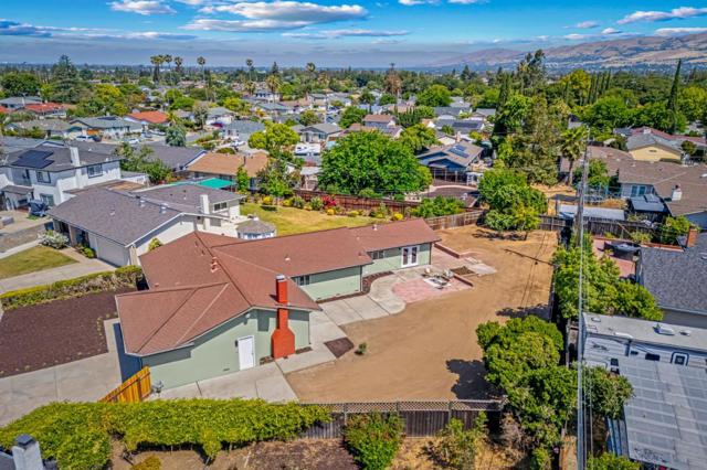 2733 Suisun Avenue, San Jose CA: https://media.crmls.org/mediaz/753cf6d7-99f0-489a-bc81-9860fe23b90b.jpg