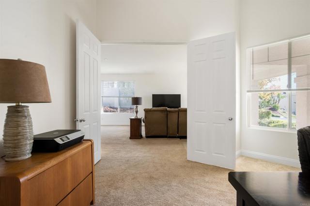 Detail Gallery Image 8 of 48 For 1 Corte Rossa, Lake Elsinore,  CA 92532 - 4 Beds | 2/1 Baths