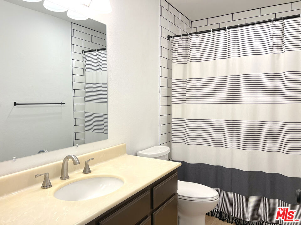 MLS #25563443 img 15