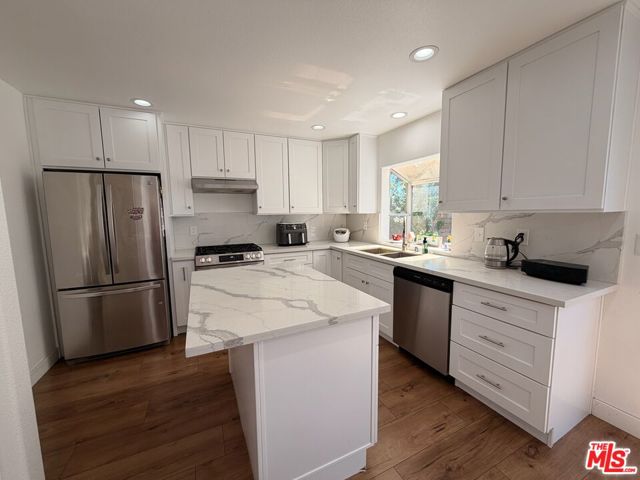 4 Bed Home for Sale in North Hollywood, California