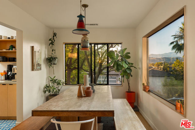 3435 Verdugo Vista Terrace, Los Angeles CA: https://media.crmls.org/mediaz/753e1f8f-1157-45a3-9b4f-aea6e3e41a4c.jpg