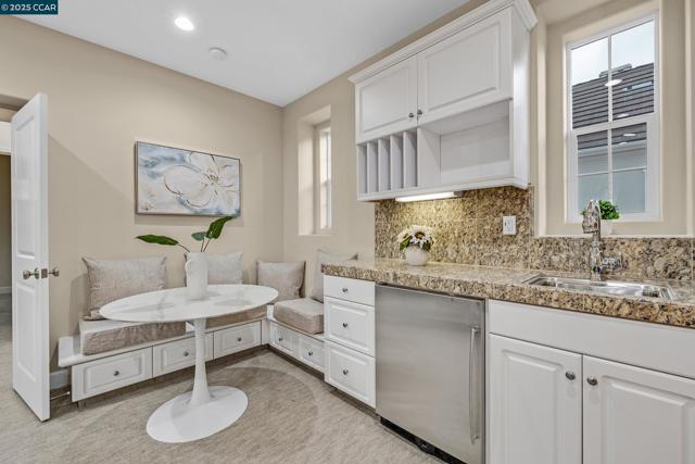 1966 Casablanca St, Danville CA: https://media.crmls.org/mediaz/753ea6e1-5920-4fb6-a7e0-5f9bd43709e5.jpg