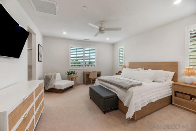 1569 Wildgrove Way, Vista CA: https://media.crmls.org/mediaz/753f45a0-ce11-4b8c-917f-9540bfc49dcc.jpg