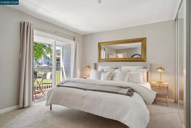 250 Ashley Circle, Danville CA: https://media.crmls.org/mediaz/7542067b-a368-48a0-9089-d3ef83054a71.jpg