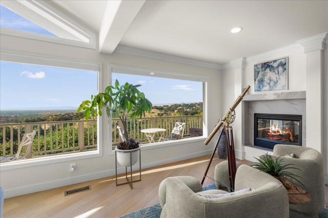 136 Teresita Way, Los Gatos CA: https://media.crmls.org/mediaz/75422d2f-01c4-42b9-8c33-113cda5a47b6.jpg