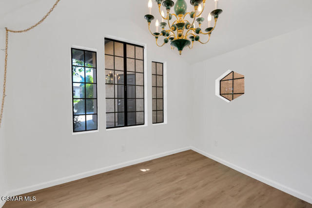 751 Wildwood Avenue, Thousand Oaks CA: https://media.crmls.org/mediaz/75431ffe-0e0d-470a-baf9-e450eb77a837.jpg