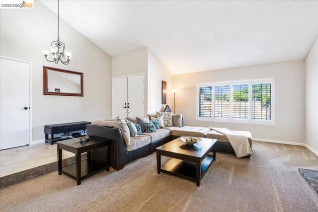 Image 4 of 56 For 14787 Oleander St