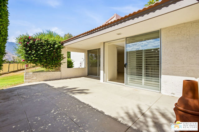 2515 N Whitewater Club Drive #A, Palm Springs, CA 92262