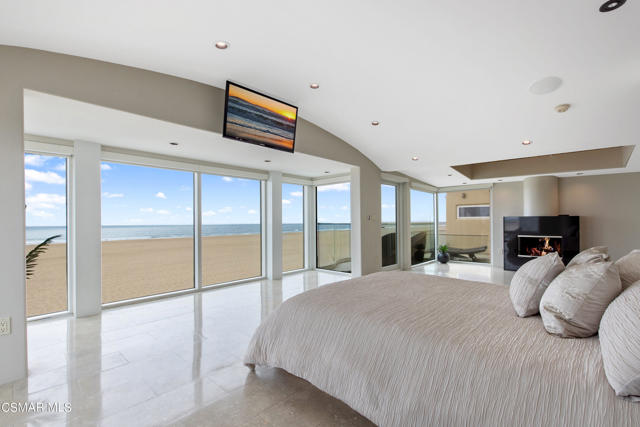 Image 24 of 53 For 4015 Ocean Drive