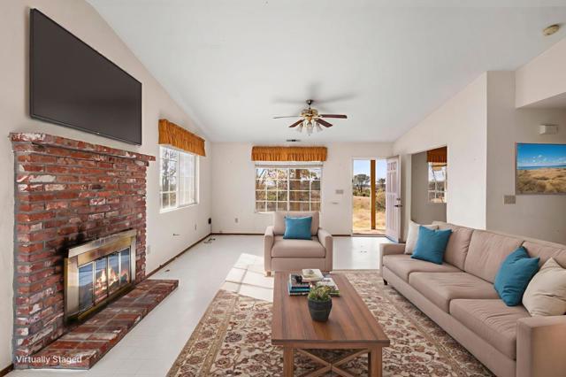 4505 4 X Ranch Road, Burson CA: https://media.crmls.org/mediaz/7544d3ed-5937-4523-8ae8-3802551152c6.jpg