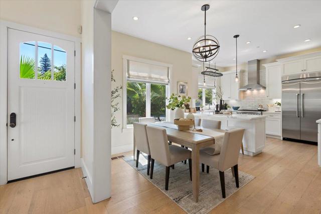 900 Roble Avenue, Menlo Park CA: https://media.crmls.org/mediaz/7545601a-a889-48bc-80b1-bdbeaffd7795.jpg