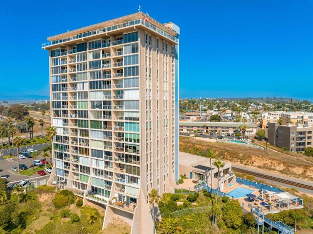 Image 36 of 49 For 1200 Harbor Drive D6