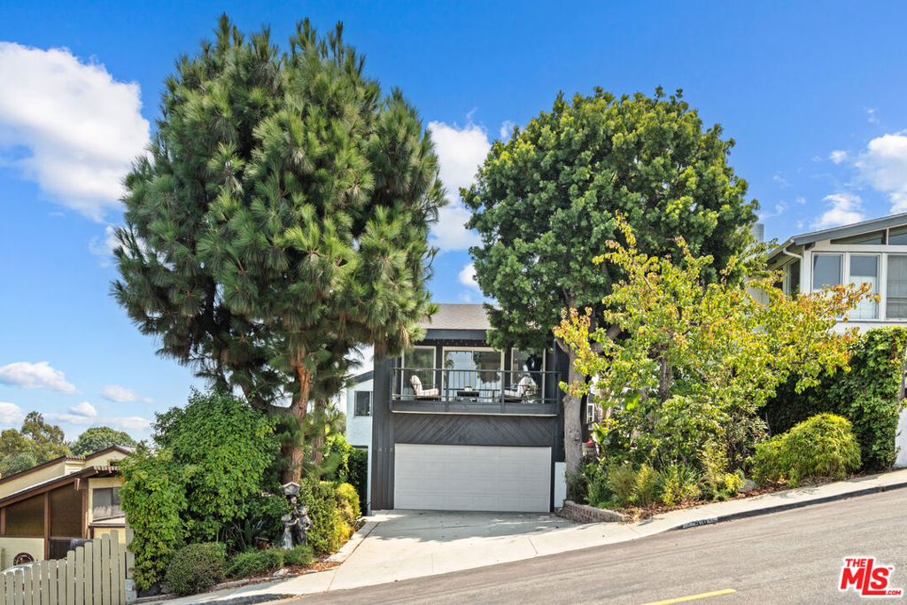 418 Talbert Street