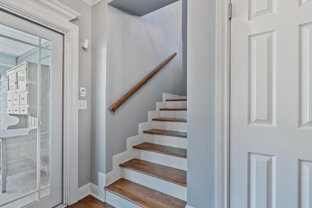 6840 Southside Road, Hollister CA: https://media.crmls.org/mediaz/75460dd3-6650-4ff7-b4ed-ba502d0e45ae.jpg