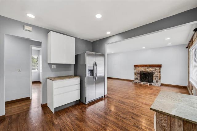 712 Sunset Drive, Pacific Grove CA: https://media.crmls.org/mediaz/75467693-4bcd-40f5-9bef-dccaeec5ded5.jpg