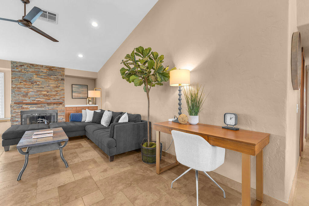 MLS #219129593DA img 35