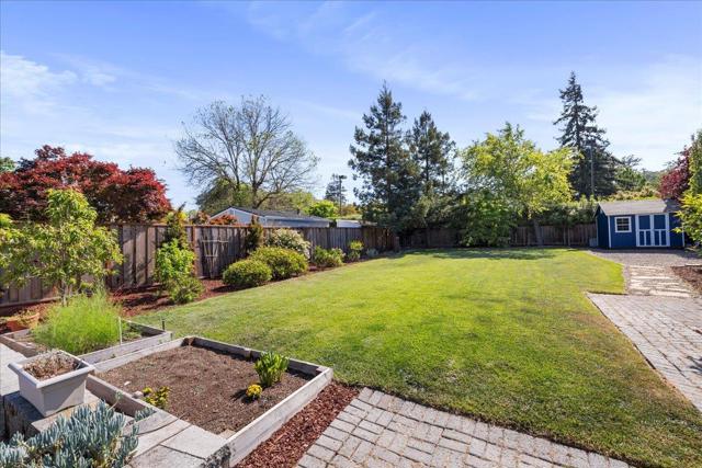 244 Hillview Avenue, Redwood City CA: https://media.crmls.org/mediaz/7547b3bd-7c26-48af-a968-364b2d70a5b4.jpg