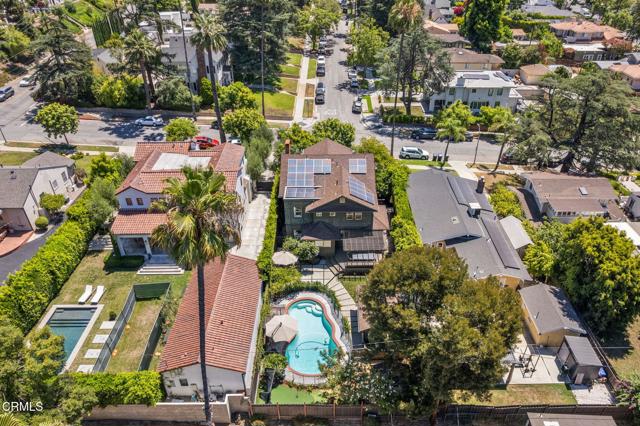 1327 Campbell Street, Glendale CA: https://media.crmls.org/mediaz/754815f0-0693-44fa-9218-23647eaa4193.jpg