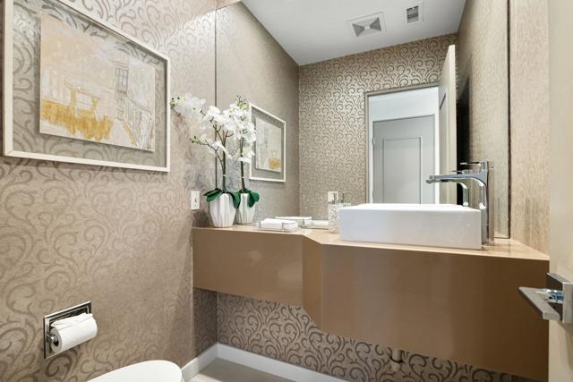 502 Desert Holly Drive, Palm Desert CA: https://media.crmls.org/mediaz/75487867-5d2d-4a22-8295-0dd04a0ee62f.jpg