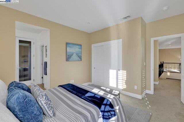 1037 Sunset Creek Ln, Pleasanton CA: https://media.crmls.org/mediaz/75494bf9-aa21-4f29-bb1a-abe2fc3e57b5.jpg
