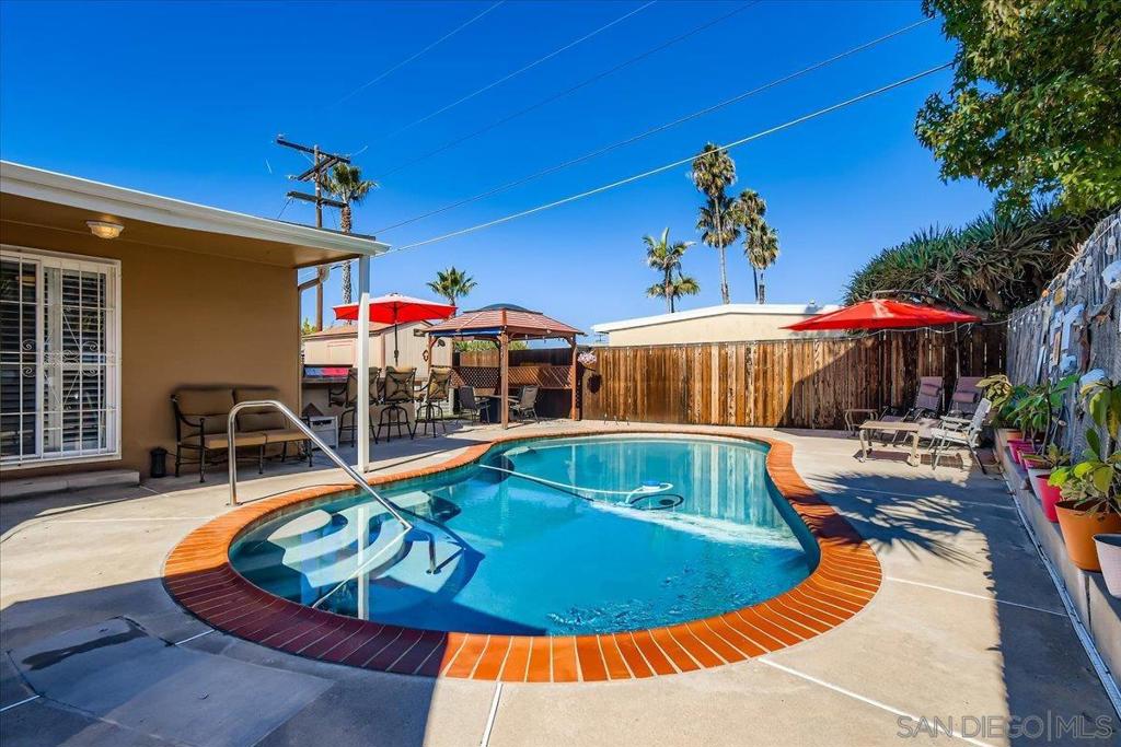 MLS #250042937SD image #27