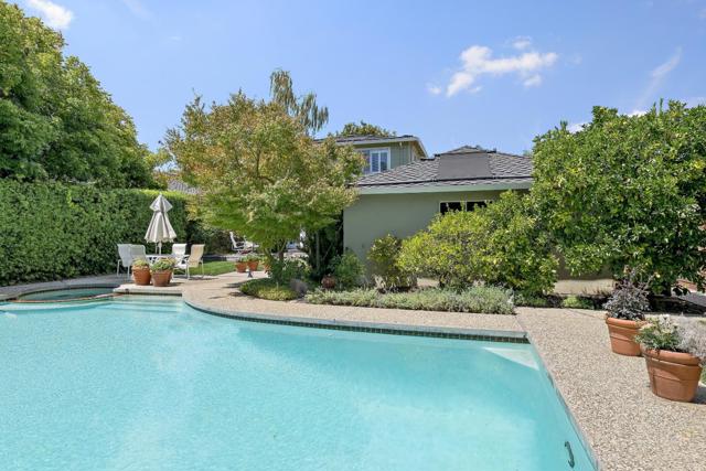 770 Mora Drive, Los Altos CA: https://media.crmls.org/mediaz/754c7ad9-cdba-49a1-bd5a-5cac0bec3543.jpg