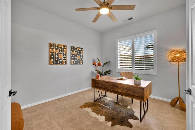 44875 Via Catalina, La Quinta CA: https://media.crmls.org/mediaz/754c80f0-e0d7-455e-8671-5a5d5e852de3.jpg