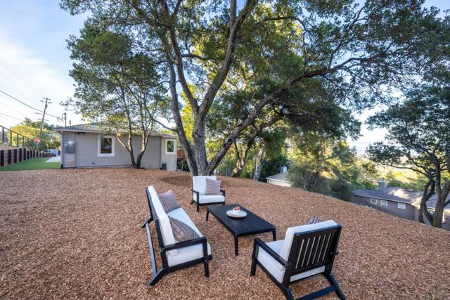 3803 Hamilton Way, Redwood City CA: https://media.crmls.org/mediaz/754c8b92-e920-4ef0-93e0-08365636b135.jpg