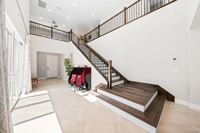 5347 Morning Sage Way, San Diego CA: https://media.crmls.org/mediaz/754d1736-4f49-4ccc-9cb9-c975dca04ab8.jpg