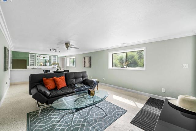 26928 Palomares Rd, Castro Valley CA: https://media.crmls.org/mediaz/754d8e2f-697f-4c60-83a8-2cfcbdacb4a9.jpg