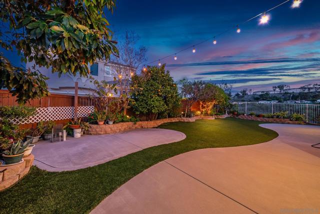 1330 Panorama Ridge Rd, Oceanside CA: https://media.crmls.org/mediaz/754dc278-2fba-40f7-9c94-8b7372cd4a36.jpg