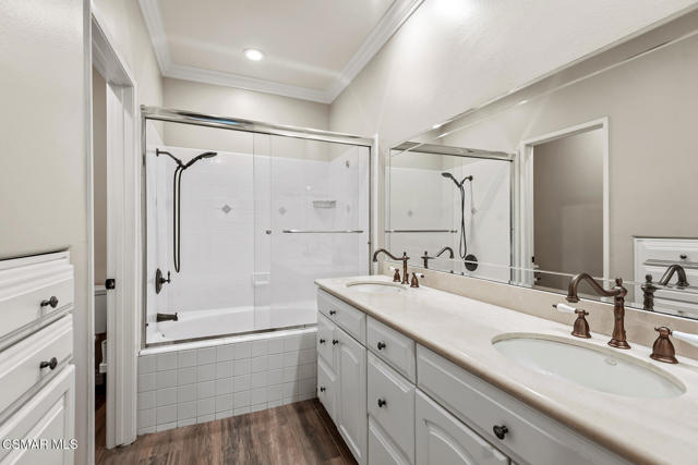 Image 17 of 30 For 4770 Castello Way