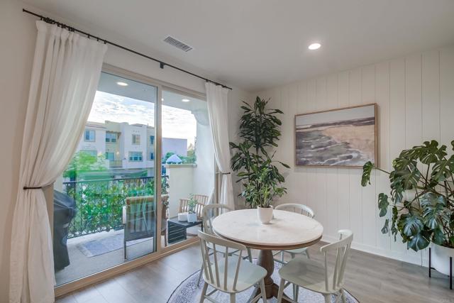 Detail Gallery Image 10 of 55 For 317 Brookside Way, Santee,  CA 92071 - 2 Beds | 2/1 Baths