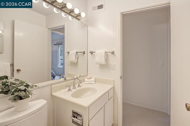 Image 38 of 59 For 839 Terra California Dr  3