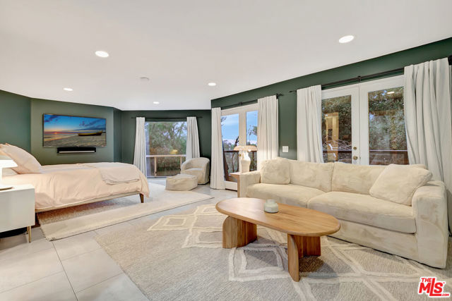 4102 Cachalote Street, Woodland Hills CA: https://media.crmls.org/mediaz/754fef5b-31cf-4f2e-b806-f3b94b73f8af.jpg