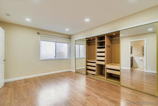 11313 Avenida De Los Lobos, San Diego CA: https://media.crmls.org/mediaz/75501d21-489e-4507-b10d-5bed8e614b58.jpg