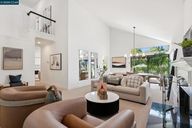 137 Kingswood Cir, Danville CA: https://media.crmls.org/mediaz/75503fd6-2cb6-4e87-a45e-db9c9ae6d168.jpg