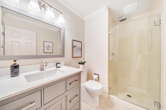 6022 Slopeview Court, Castro Valley CA: https://media.crmls.org/mediaz/7551fb49-3d3a-4dc5-91e2-2e53ac6f782e.jpg