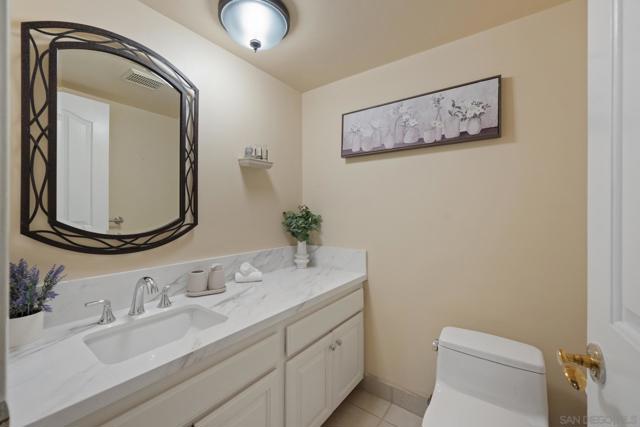 10575 Spruce Grove Ave, San Diego CA: https://media.crmls.org/mediaz/7552d35b-6f94-4728-aace-1e856fa7ca8d.jpg