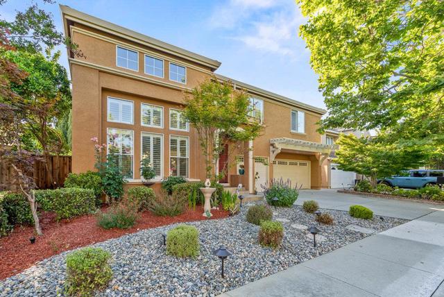 3223 Adelanto Lane, San Jose CA: https://media.crmls.org/mediaz/75533777-f9a8-4fd5-95ca-160b3a0b1196.jpg