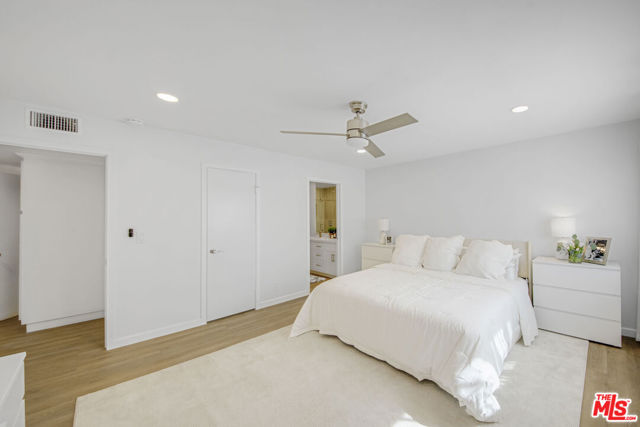 1010 Hammond Street, West Hollywood CA: https://media.crmls.org/mediaz/75535b1a-8887-45b4-b4dc-3bb892094df4.jpg