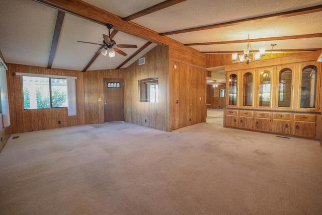 33321 Laura Drive, Thousand Palms CA: https://media.crmls.org/mediaz/755415b9-595d-45f4-826c-ac52e3f59798.jpg