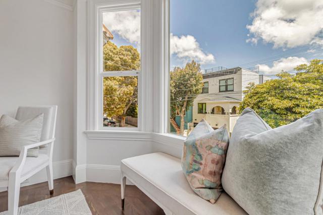 30 Brompton Avenue, San Francisco CA: https://media.crmls.org/mediaz/75547ea2-b056-4066-ab34-efe823b0c6ab.jpg
