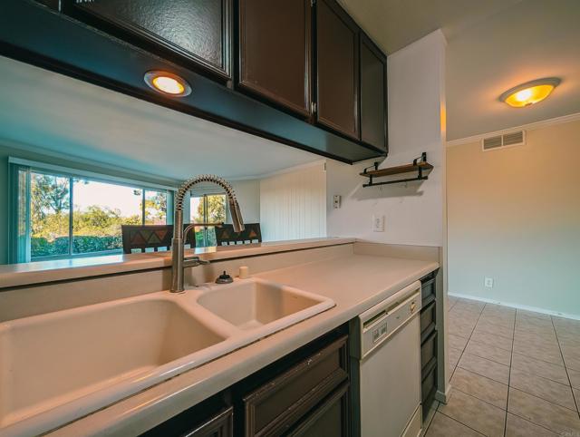 Detail Gallery Image 14 of 39 For 5706 Baltimore Dr #341,  La Mesa,  CA 91942 - 1 Beds | 1 Baths