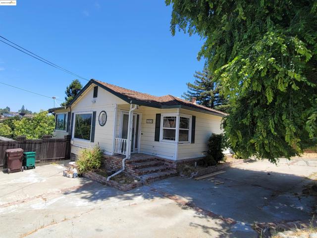 Image 1 of 13 For 27030 Parkside Dr