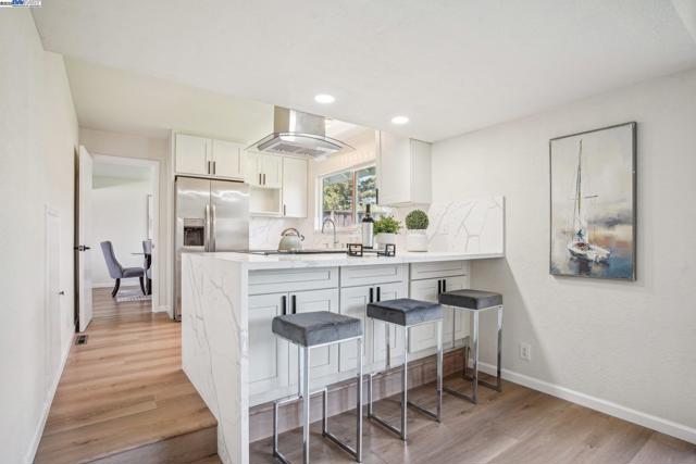 48344 Conifer St, Fremont CA: https://media.crmls.org/mediaz/7557416a-5f6f-4c2a-8ce0-317141b925a8.jpg