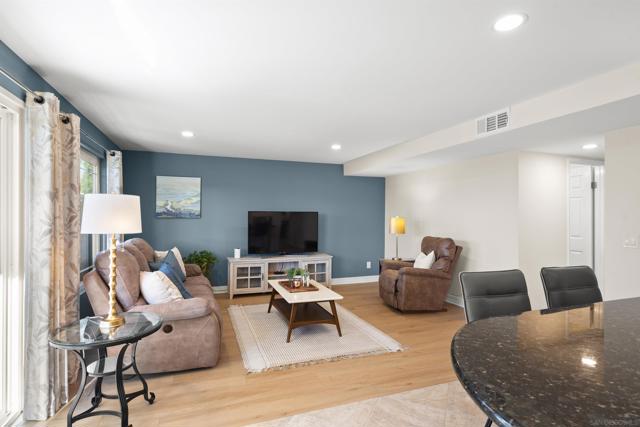 Image 17 of 48 For 12740 Prairie Dog Ave