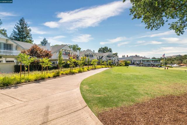 2540 Caballo Ranchero Dr, Diablo CA: https://media.crmls.org/mediaz/755925ab-31c3-4a4f-93c6-cbfed1af90e4.jpg