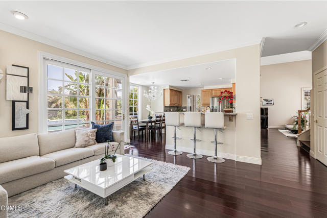 1449 La Culebra Circle, Camarillo CA: https://media.crmls.org/mediaz/75593948-b476-4d26-9bd1-7386492f7432.jpg