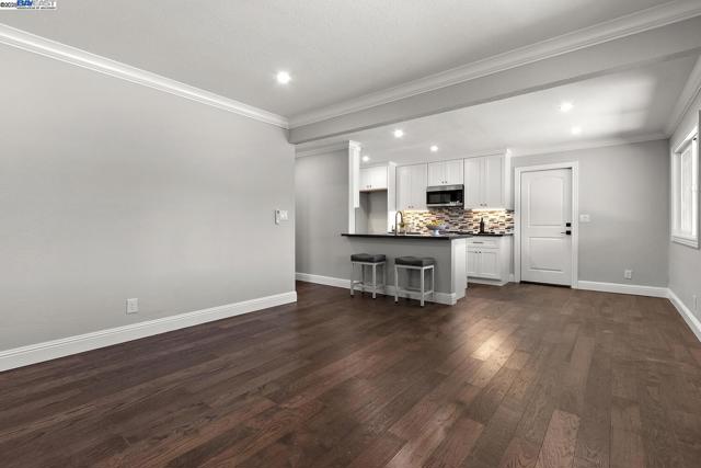 40167 Barbara St, Fremont CA: https://media.crmls.org/mediaz/75595ae6-caf2-48e4-a844-50e97137c438.jpg